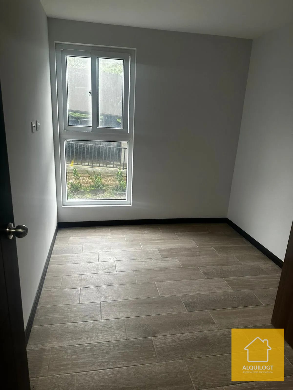Apartamento en el KM 18.5 Cerca de Sporta y Olmeca Carr el Salvador — Apartamento en Alquiler en Bari, Carretera a El Salvador, Guatemala, Ciudad — foto 1 de 11