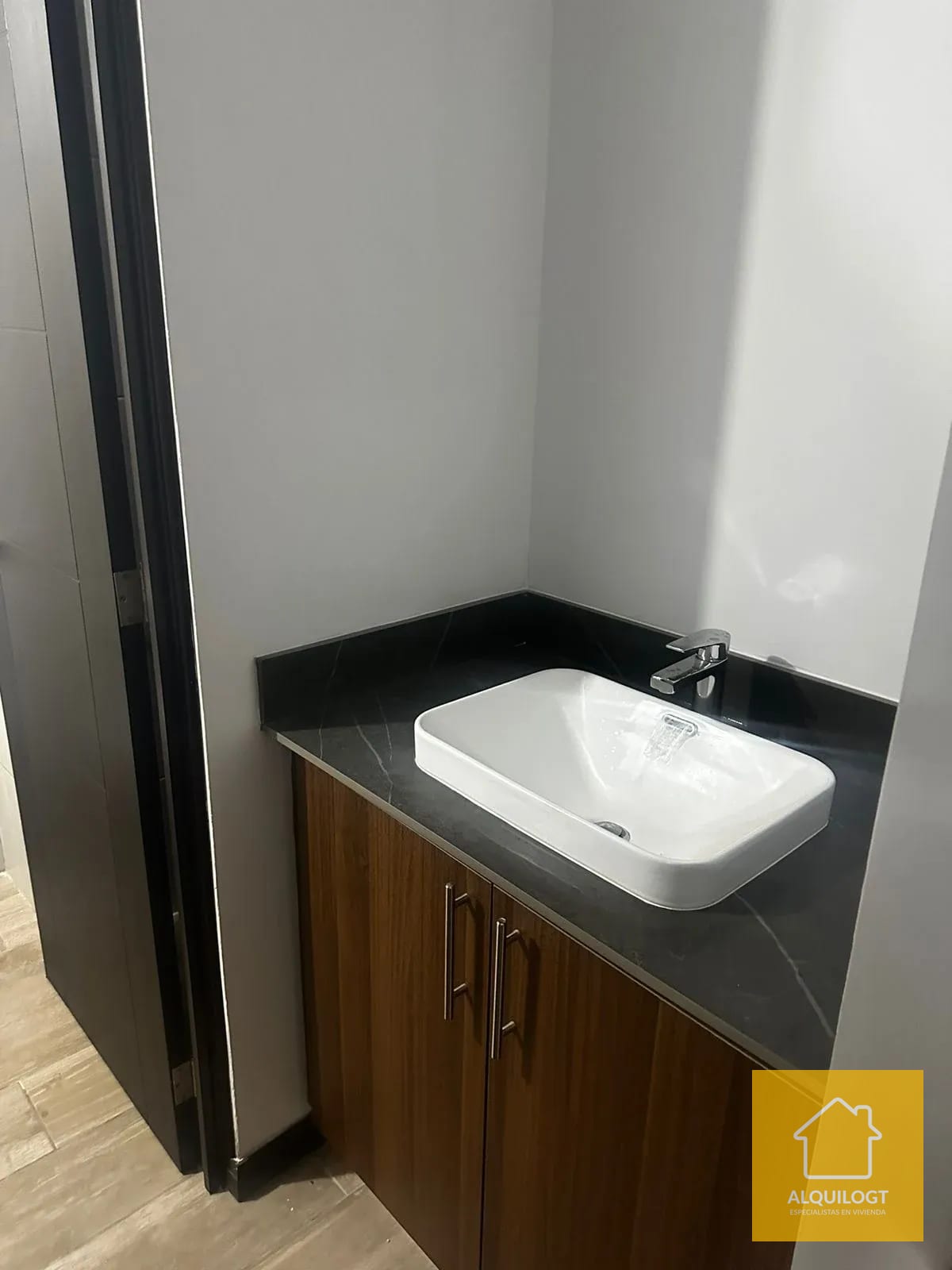 Apartamento en el KM 18.5 Cerca de Sporta y Olmeca Carr el Salvador — Apartamento en Alquiler en Bari, Carretera a El Salvador, Guatemala, Ciudad — foto 8 de 11