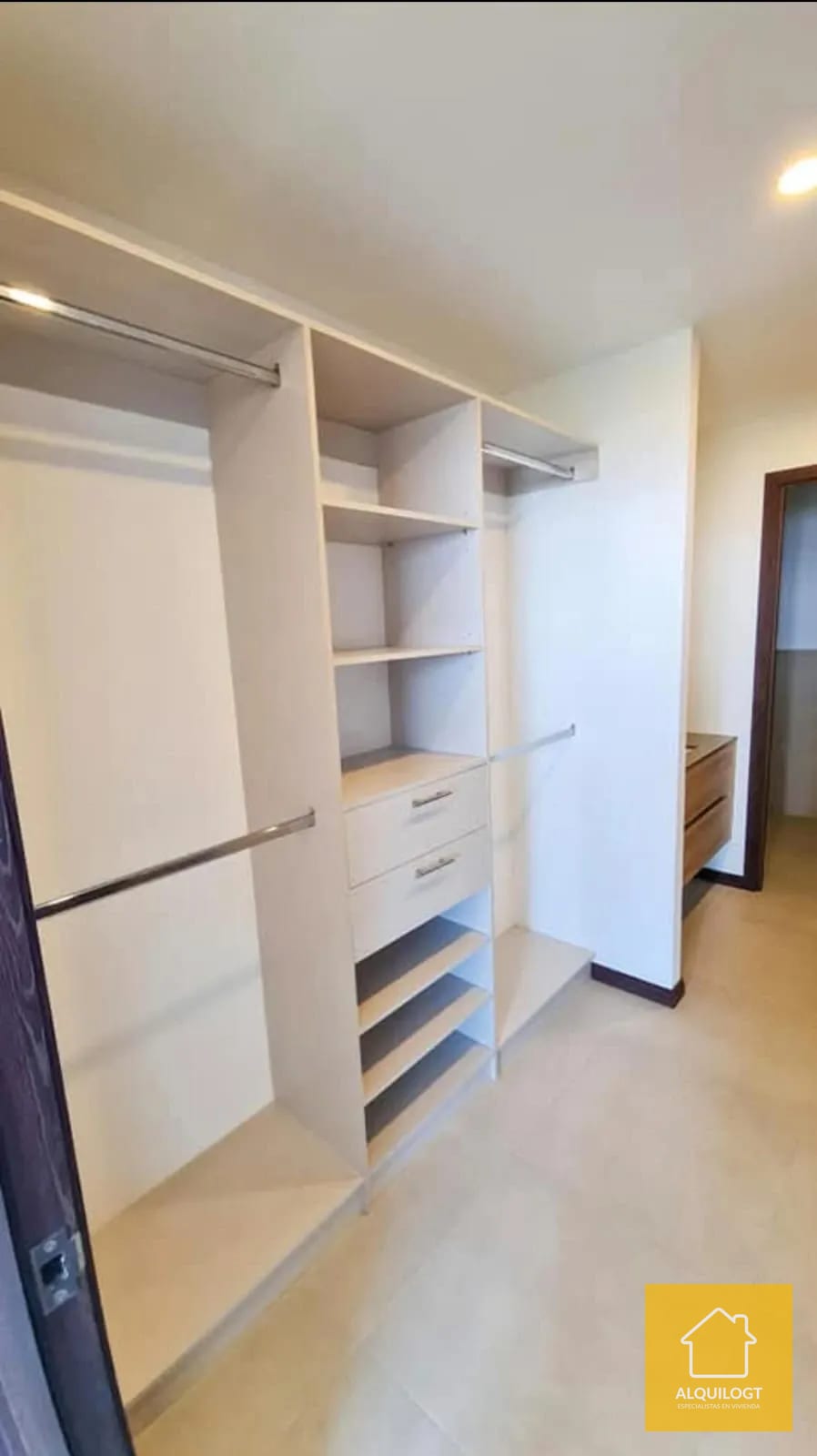 Apartamento Zona 10 de 3 Hab AGT2640 Mira Apartamentos — Apartamento en Alquiler en Mira, Zona 10, Guatemala, Ciudad — foto 4 de 10