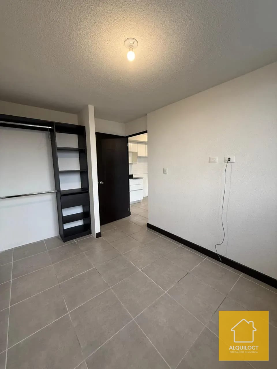 Apartamento Colonia Santa Rosa II Zona 12 — Apartamento en Alquiler en Esenta, Zona 12, Guatemala, Ciudad — foto 6 de 7