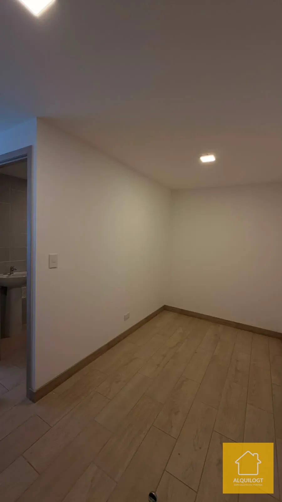 Apartamento Amueblado Santa Elisa Zona 12 — Apartamento en Alquiler en Armonía, Zona 12, Guatemala, Ciudad — foto 10 de 13