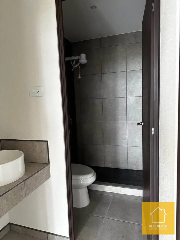 Oportunidad de Inversión en Zona 12 Edificio Initi — Apartamento en Venta en Prados de Monte María, Zona 12, Guatemala, Ciudad — foto 4 de 10