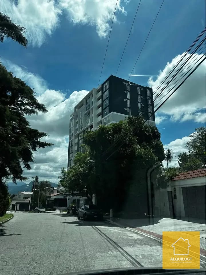 Oportunidad de Inversión en Zona 12 Edificio Initi — Apartamento en Venta en Prados de Monte María, Zona 12, Guatemala, Ciudad — foto 1 de 10