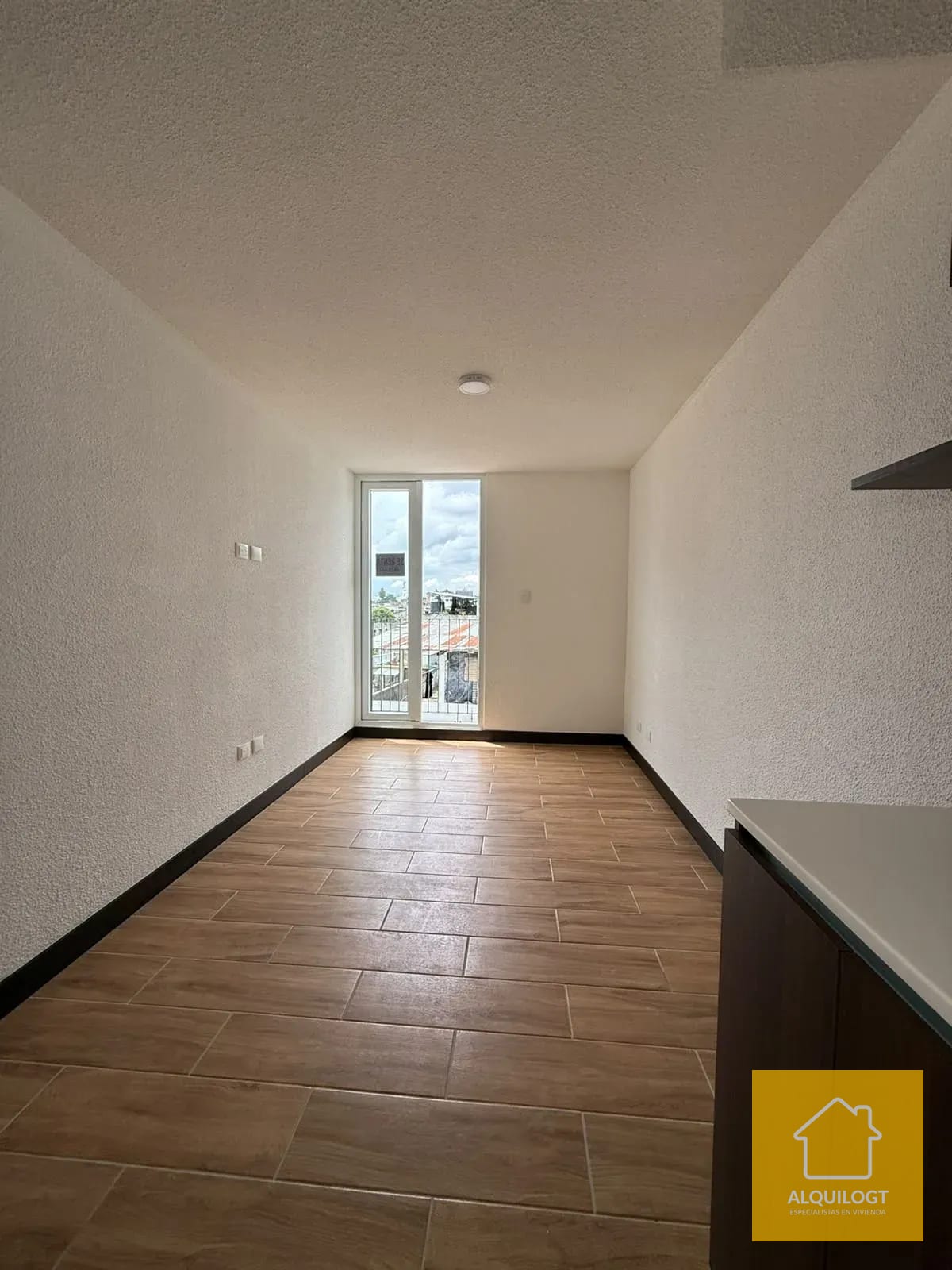 Apartamento Frente al Cerrito del Carmen Zona 1 Vecindario Salome — Apartamento en Alquiler en El Centro, Zona 1, Guatemala, Ciudad — foto 3 de 11