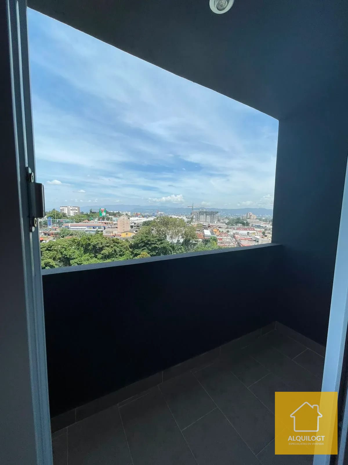 Apto de 3 Habitaciones Excelente Ubicacion en la Roosevelt — Apartamento en Alquiler en Akari, Zona 2 Mixco, Guatemala, Ciudad — foto 14 de 16