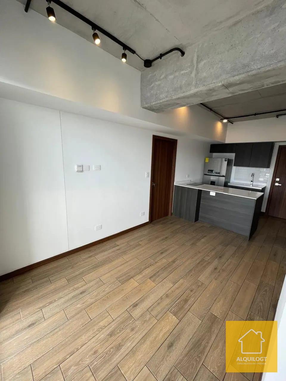 Apartamento en Inara 4 para Entrenar — Apartamento en Alquiler en Inara Cuatro Norte, Zona 4, Guatemala, Ciudad — foto 2 de 17
