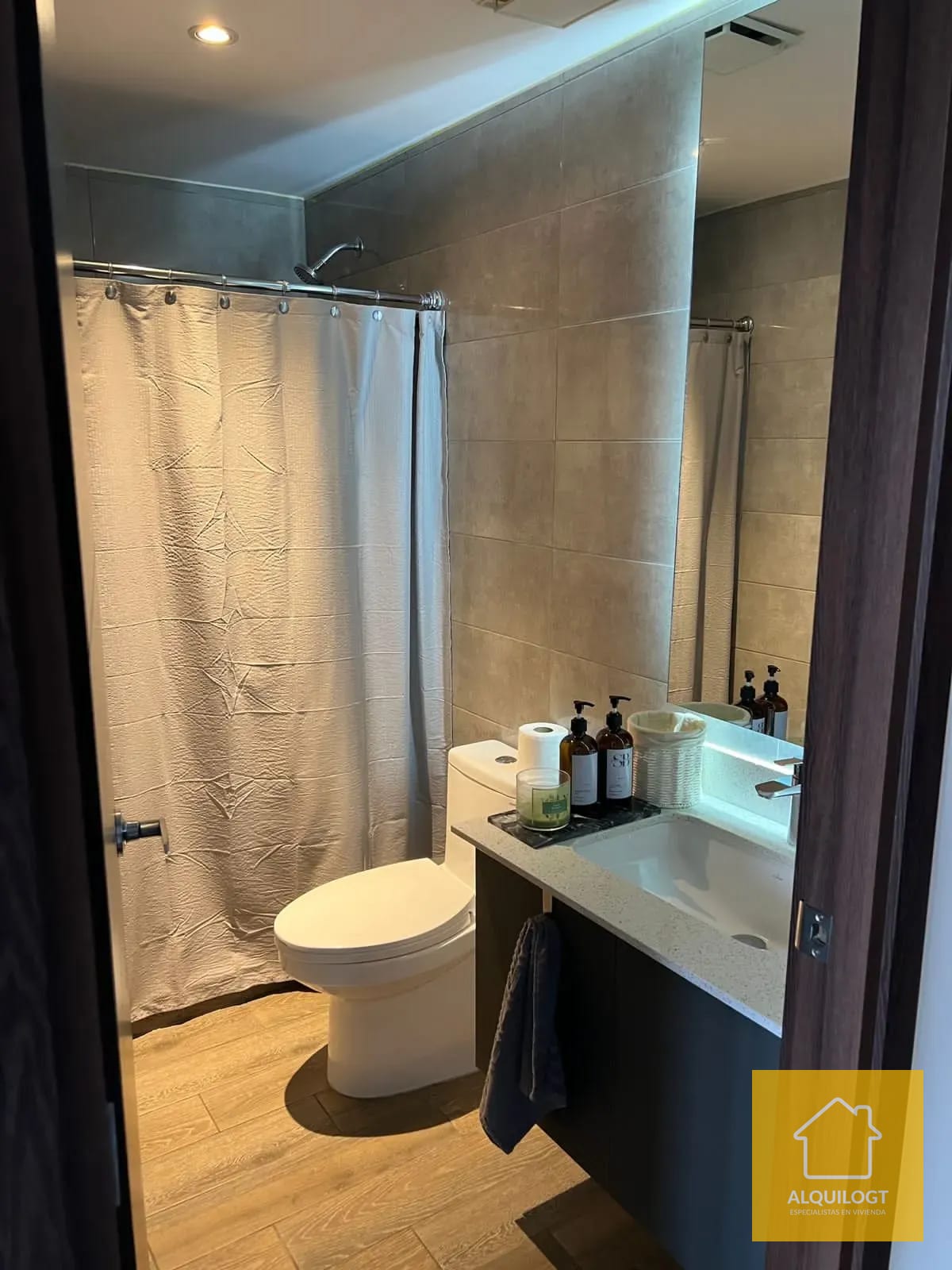 Apartamento en Parque 15 para Entrega Inmediata — Apartamento en Alquiler en Parque 15, Zona 15, Guatemala, Ciudad — foto 9 de 10