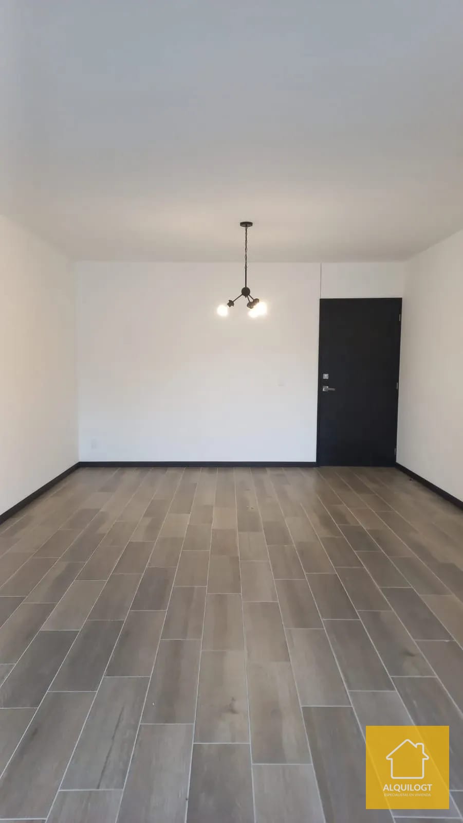 Apartamento la Villa al Final de la 14 Avenida Zona 14 Segheria — Apartamento en Alquiler en Segheria, Zona 14, Guatemala, Ciudad — foto 2 de 17