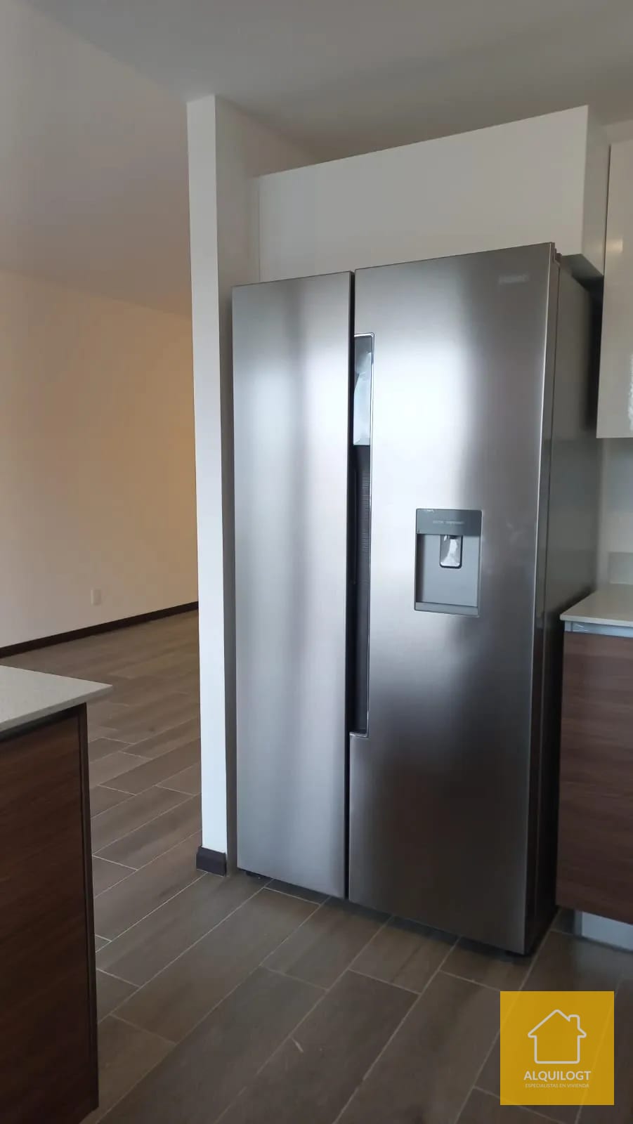 Apartamento la Villa al Final de la 14 Avenida Zona 14 Segheria — Apartamento en Alquiler en Segheria, Zona 14, Guatemala, Ciudad — foto 4 de 17