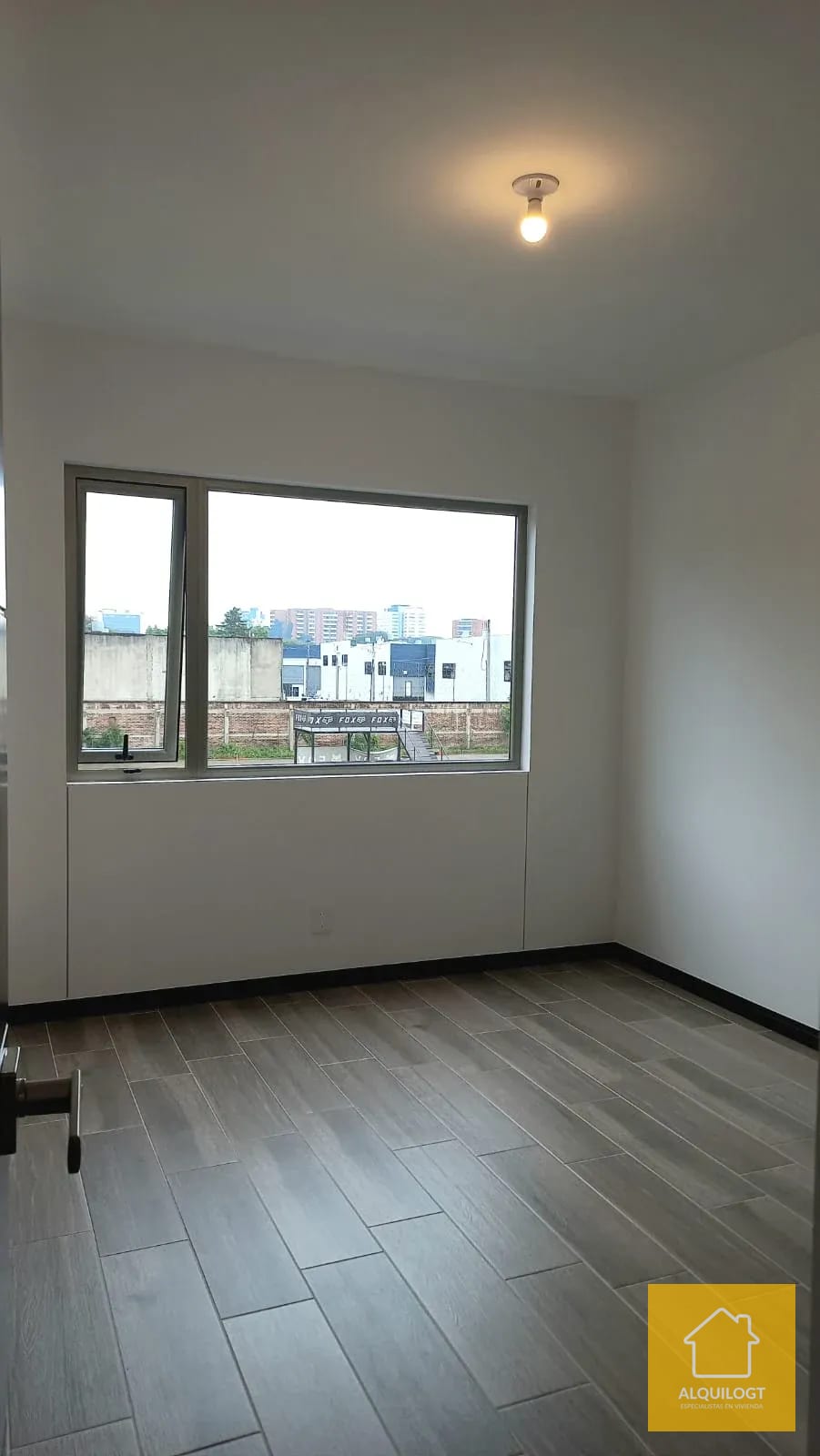 Apartamento la Villa al Final de la 14 Avenida Zona 14 Segheria — Apartamento en Alquiler en Segheria, Zona 14, Guatemala, Ciudad — foto 15 de 17
