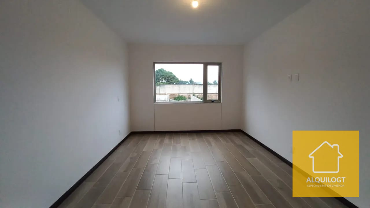 Apartamento la Villa al Final de la 14 Avenida Zona 14 Segheria — Apartamento en Alquiler en Segheria, Zona 14, Guatemala, Ciudad — foto 16 de 17