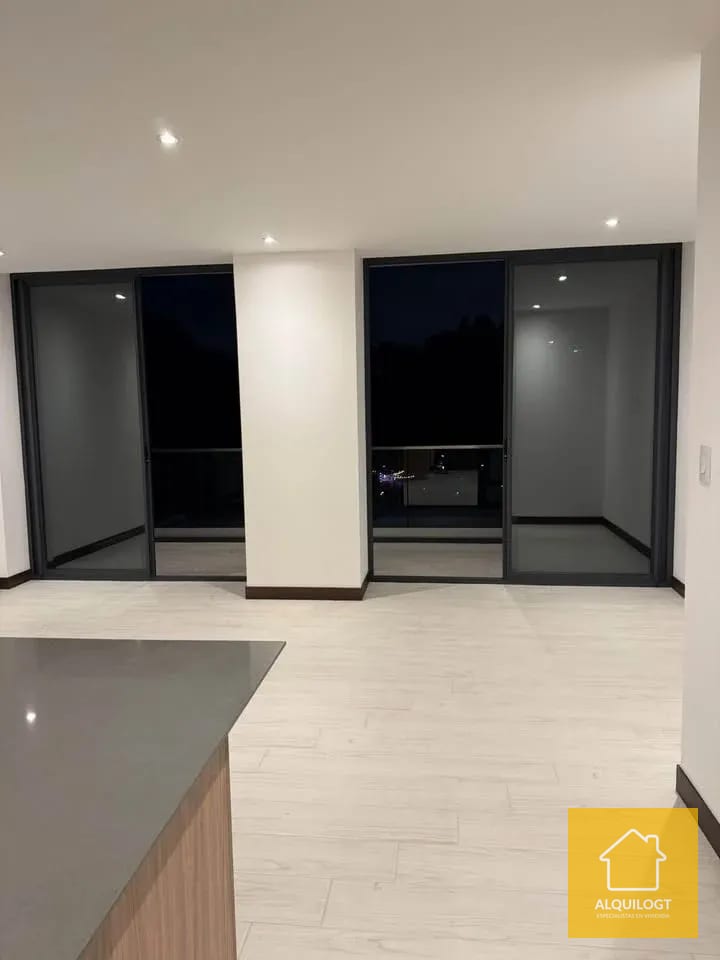 Apartamento Blvr Rafael Landivar Zona 15 Spazio Residencias — Apartamento en Alquiler en Spazio, Zona 15, Guatemala, Ciudad — foto 8 de 9