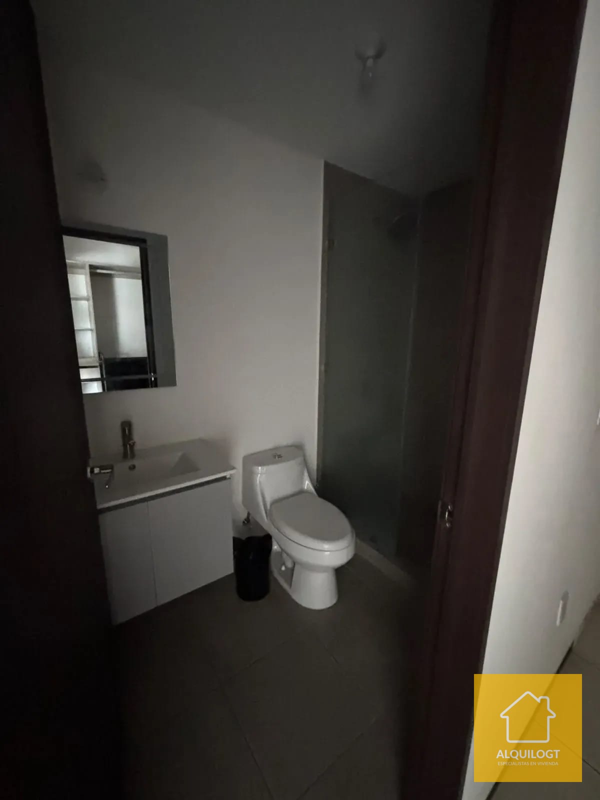 Apartamento Parque San Jorge Sobre el Periferico de 3 Habitaciones — Apartamento en Alquiler en Parque San Jorge, Zona 11, Guatemala, Ciudad — foto 10 de 16
