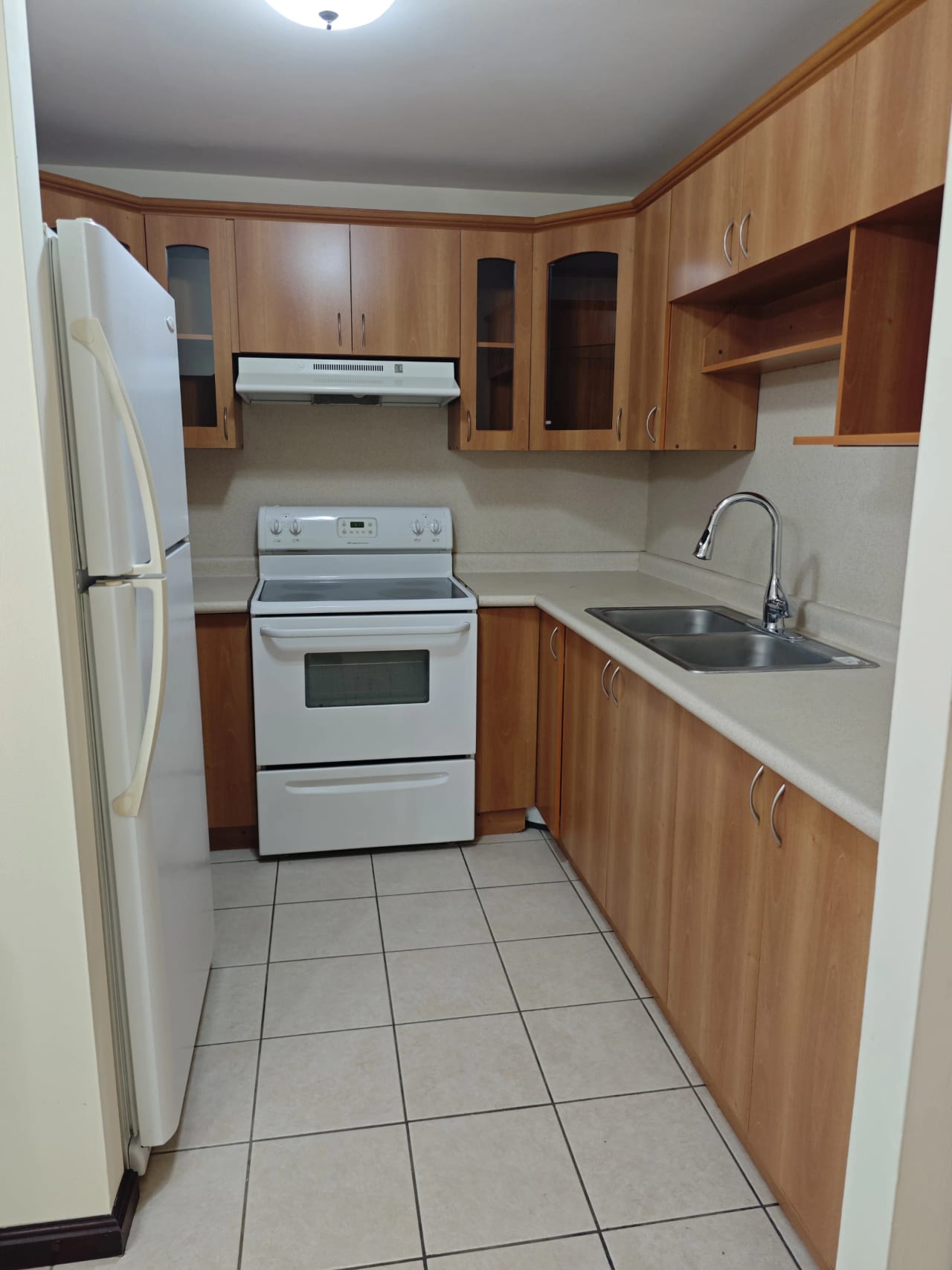 Apartamento en Santorini américas, excelente ubicación — Apartamento en Alquiler en Zona 14, Guatemala, Ciudad — foto 12 de 14