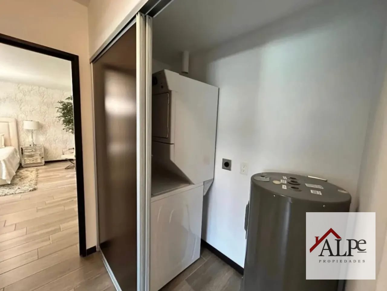 Apartamento con Dorm Servicio en Venta Segheria — Apartamento en Venta en Segheria, Zona 14, Guatemala, Ciudad — foto 7 de 10