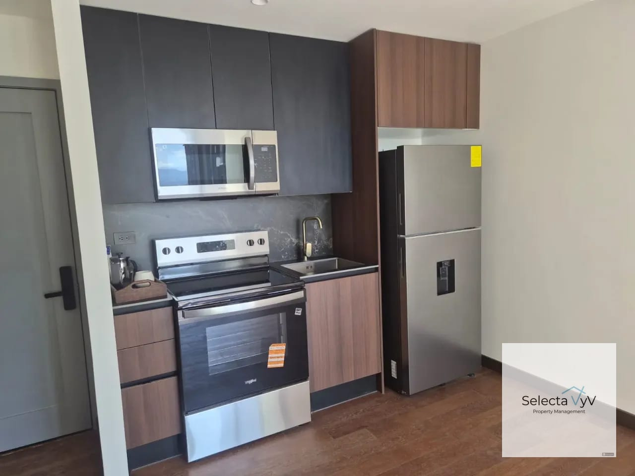 Apartamento Atarah zona 10 — Apartamento en Alquiler en Zona 10, Guatemala, Ciudad — foto 10 de 16