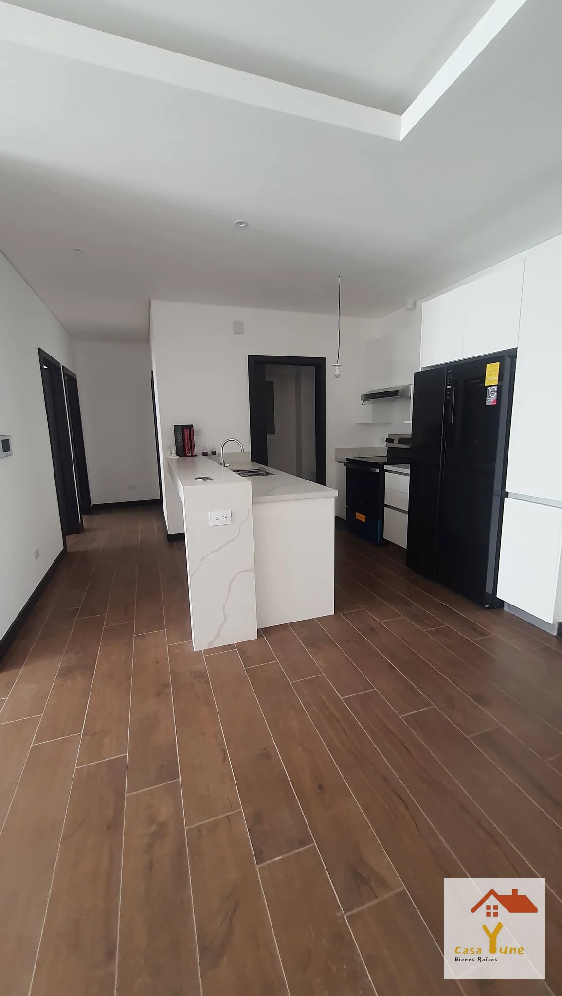 Apartamento en alquiler zona 16 Lirios Cayala Nuevo a estrenar - 1