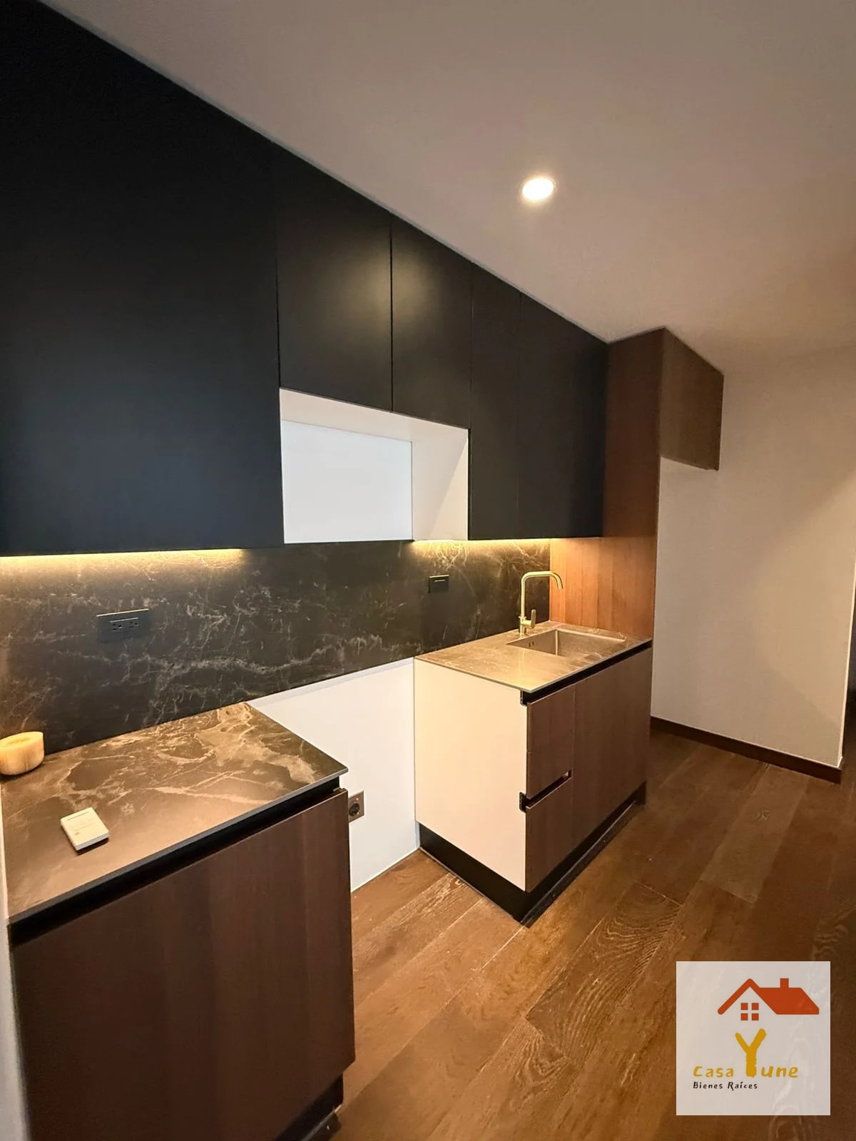 Apartamento en alquiler Atarah zona 10 Nuevo a estrenar — Apartamento en Alquiler en Atarah, Zona 10, Guatemala, Ciudad — foto 15 de 17