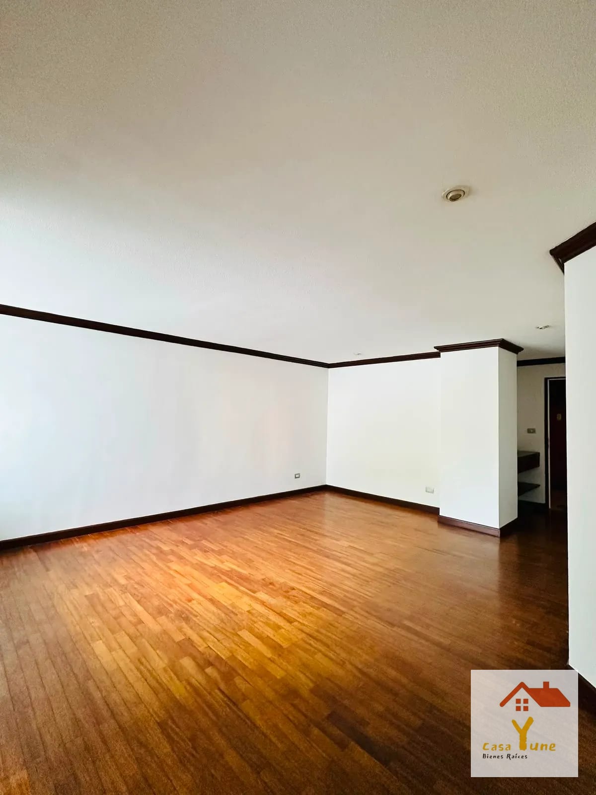 Apartamento en quiler zona 10 Diagonal 6 amplio cuarto de servicio — Apartamento en Alquiler en Zona 10, Guatemala, Ciudad — foto 12 de 12