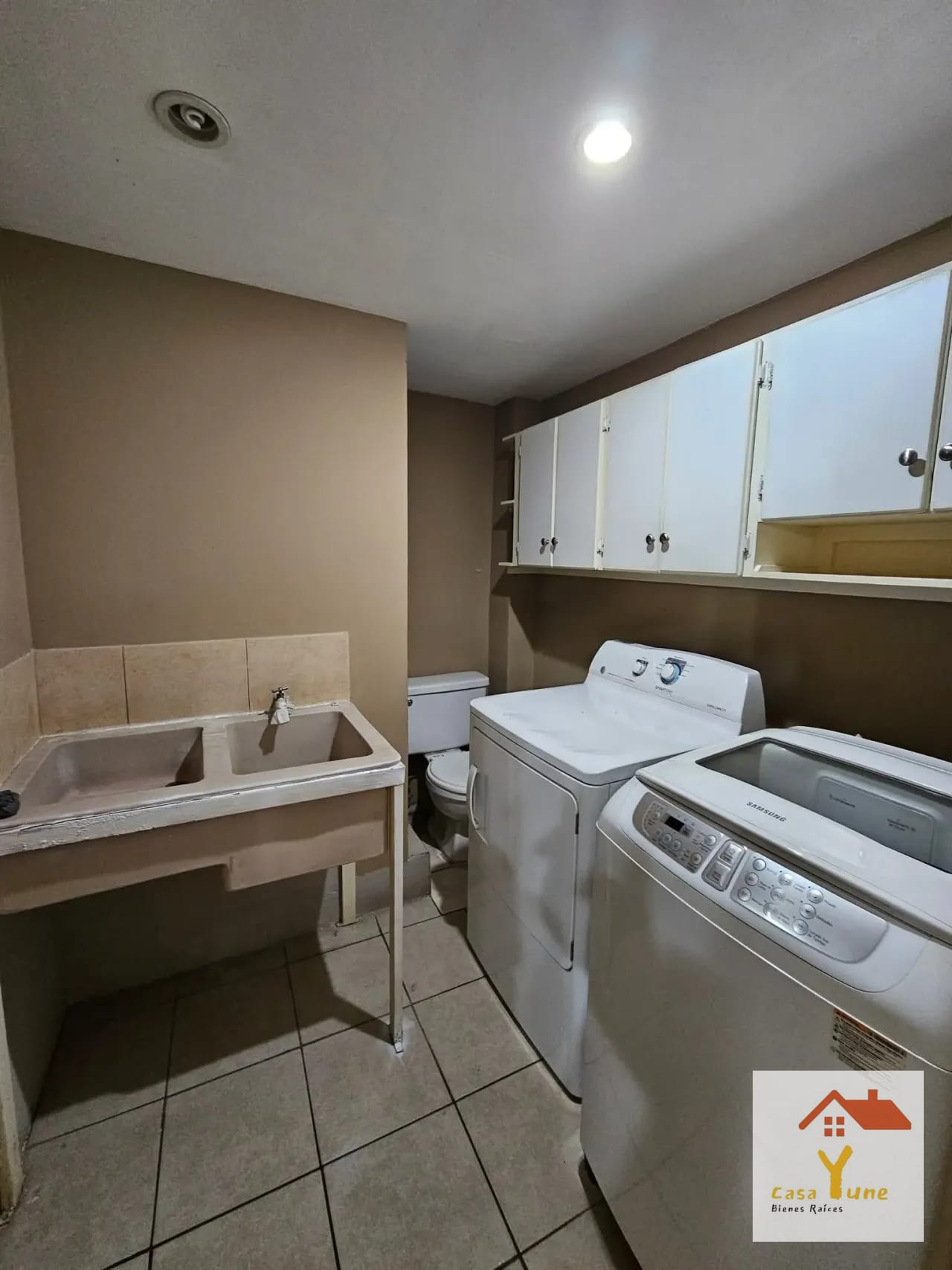Apartamento en alquiler zona 10 muy amplio — Apartamento en Alquiler en Zona 10, Guatemala, Ciudad — foto 11 de 11