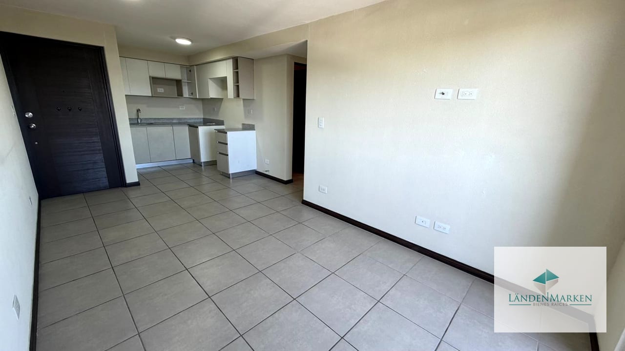 AMPLIO APARTAMENTO EN EDIFICIO AKARI ZONA 2 DE MIXCO — Apartamento en Alquiler en Akari, Zona 2 Mixco, Guatemala, Ciudad — foto 6 de 14