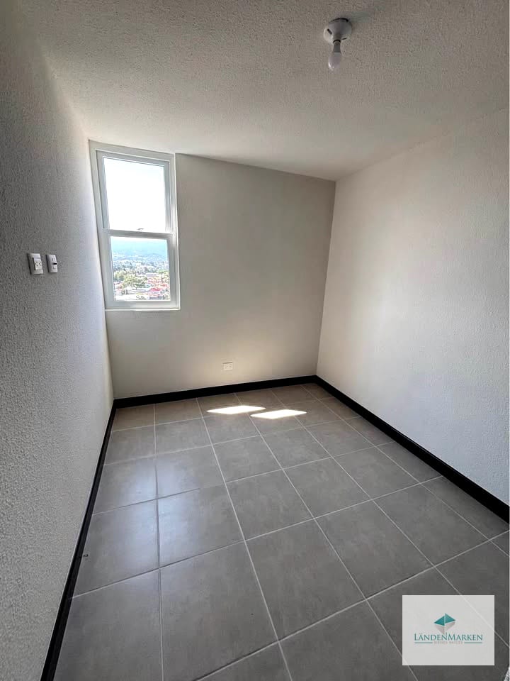 RENTA APARTAMENTO PARA ESTRENAR EN EDIFICIO ESENTA ZONA 12 — Apartamento en Alquiler en Esenta, Zona 12, Guatemala, Ciudad — foto 7 de 11