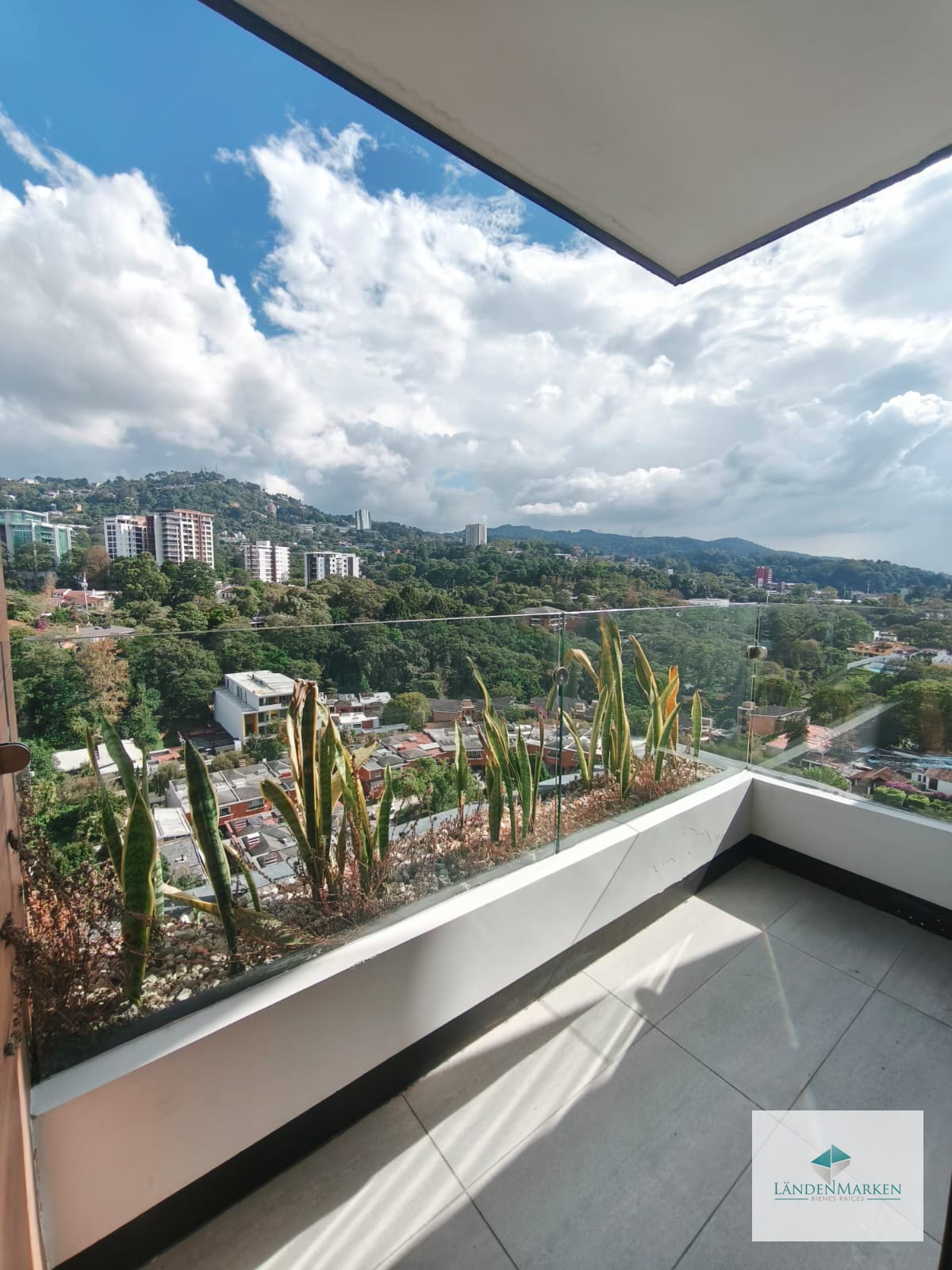 Venta de Apartamento para Inversión en Zona 15 Vh 2 — Apartamento en Venta en Morea, Zona 15, Guatemala, Ciudad — foto 3 de 15