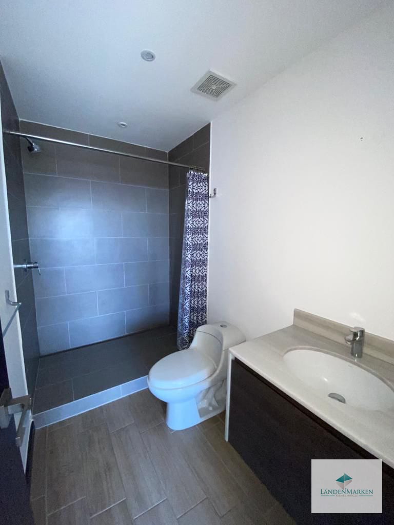 Alquiler de Apartamento para Inversión en Zona 10 — Apartamento en Venta en Ferrara 10, Zona 10, Guatemala, Ciudad — foto 4 de 15