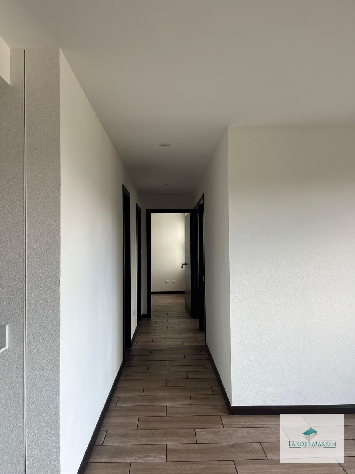 Renta de Moderno Apartamento en Zona 16 San Isidro 2021 — Apartamento en Alquiler en San Isidro 20/21, Zona 16, Guatemala, Ciudad — foto 6 de 16