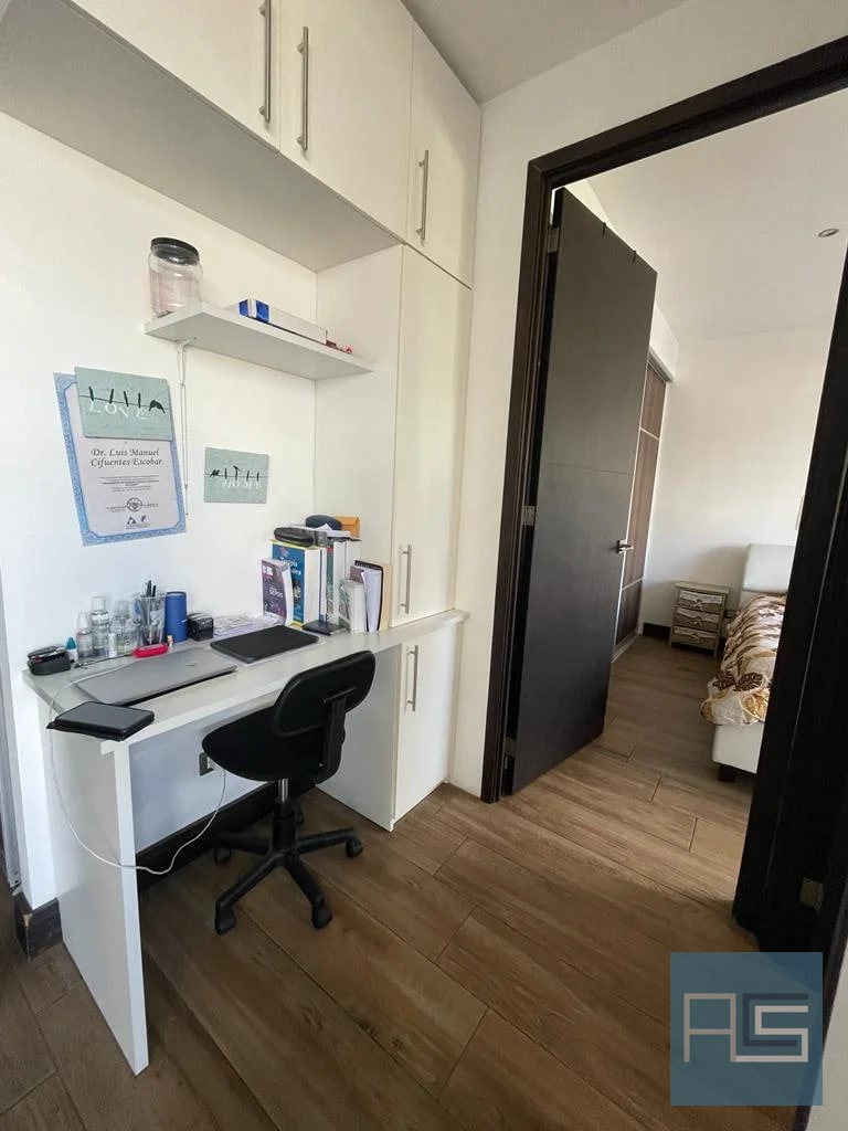 VENTA DE APARTAMENTO 1 HABiTACIÓN, AMUEBLADO EN VENTA EN ZONA 10 — Apartamento en Venta en Zona 10, Guatemala, Ciudad — foto 4 de 12