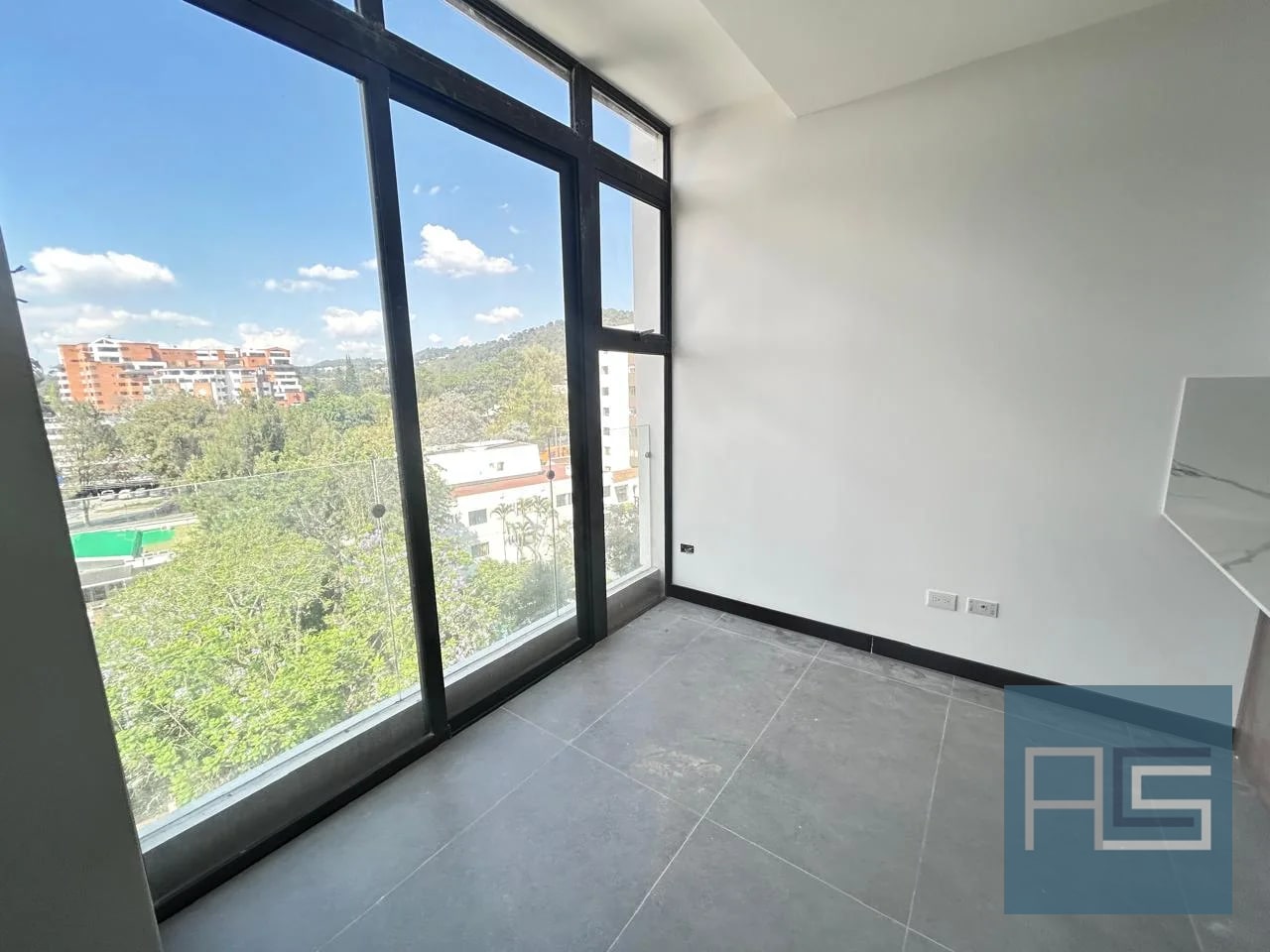 Moderno e iluminado apartamento en Alquiler para estrenar en Vista Hermosa II Zona 15 — Apartamento en Alquiler en Arles, Zona 15, Guatemala, Ciudad — foto 2 de 14