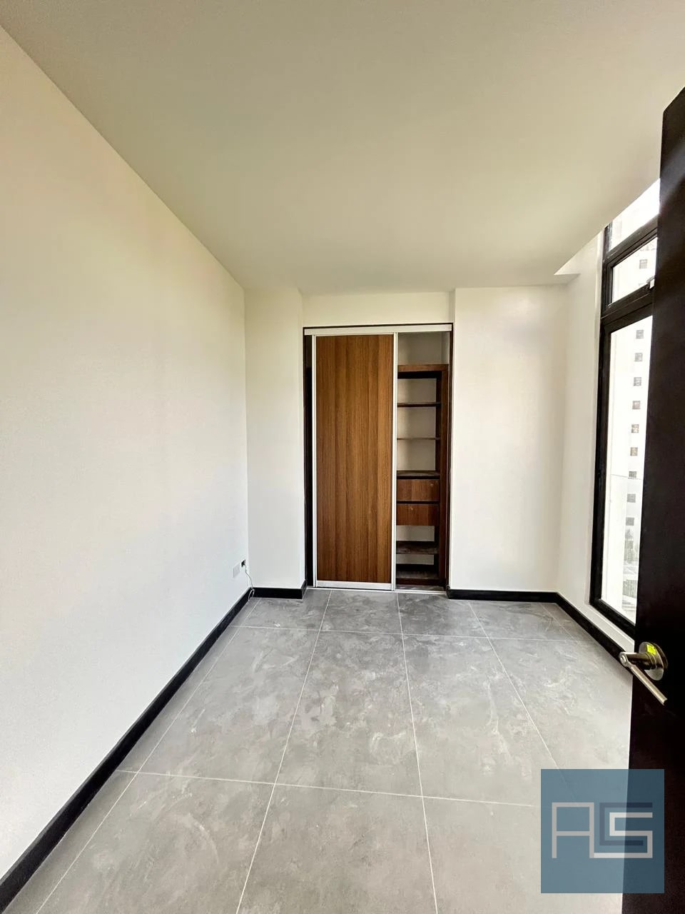 Moderno e iluminado apartamento en Alquiler para estrenar en Vista Hermosa II Zona 15 — Apartamento en Alquiler en Arles, Zona 15, Guatemala, Ciudad — foto 6 de 14