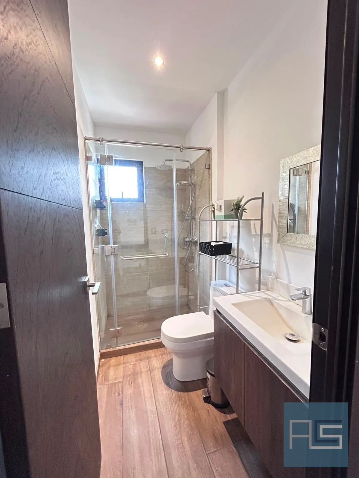 VENTA DE APARTAMENTO 1 HABiTACIÓN, AMUEBLADO EN VENTA EN ZONA 10 — Apartamento en Venta en Zona 10, Guatemala, Ciudad — foto 6 de 16