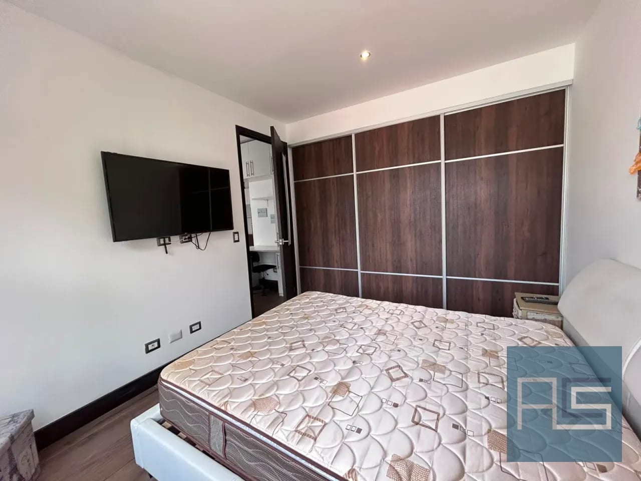 VENTA DE APARTAMENTO 1 HABiTACIÓN, AMUEBLADO EN VENTA EN ZONA 10 — Apartamento en Venta en Zona 10, Guatemala, Ciudad — foto 11 de 16