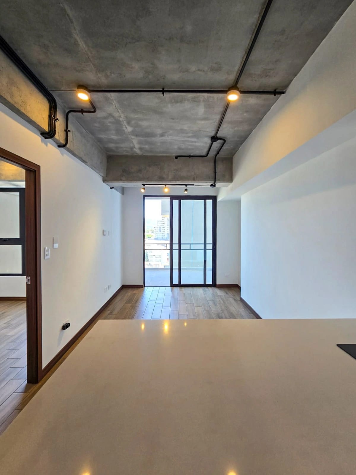 Apartamento Nuevo en Renta – Edificio Inara, Zona 4 — Apartamento en Alquiler en Inara Cuatro Norte, Zona 4, Guatemala, Ciudad — foto 3 de 12