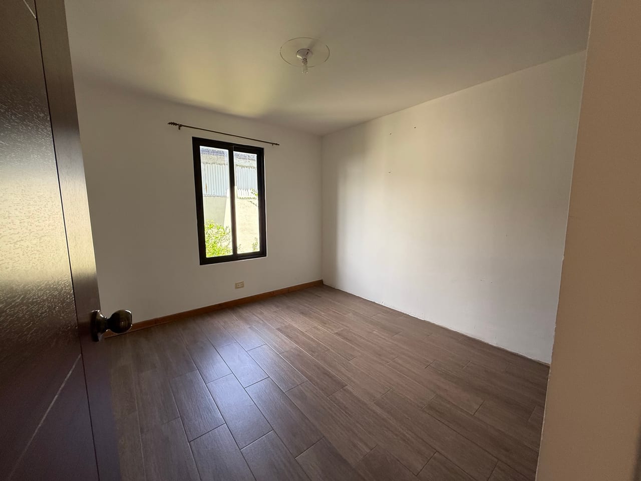Apartamento en Venta en Zona 7 (ELE La Floresta) — Apartamento en Venta en Zona 7, Guatemala, Ciudad — foto 7 de 12