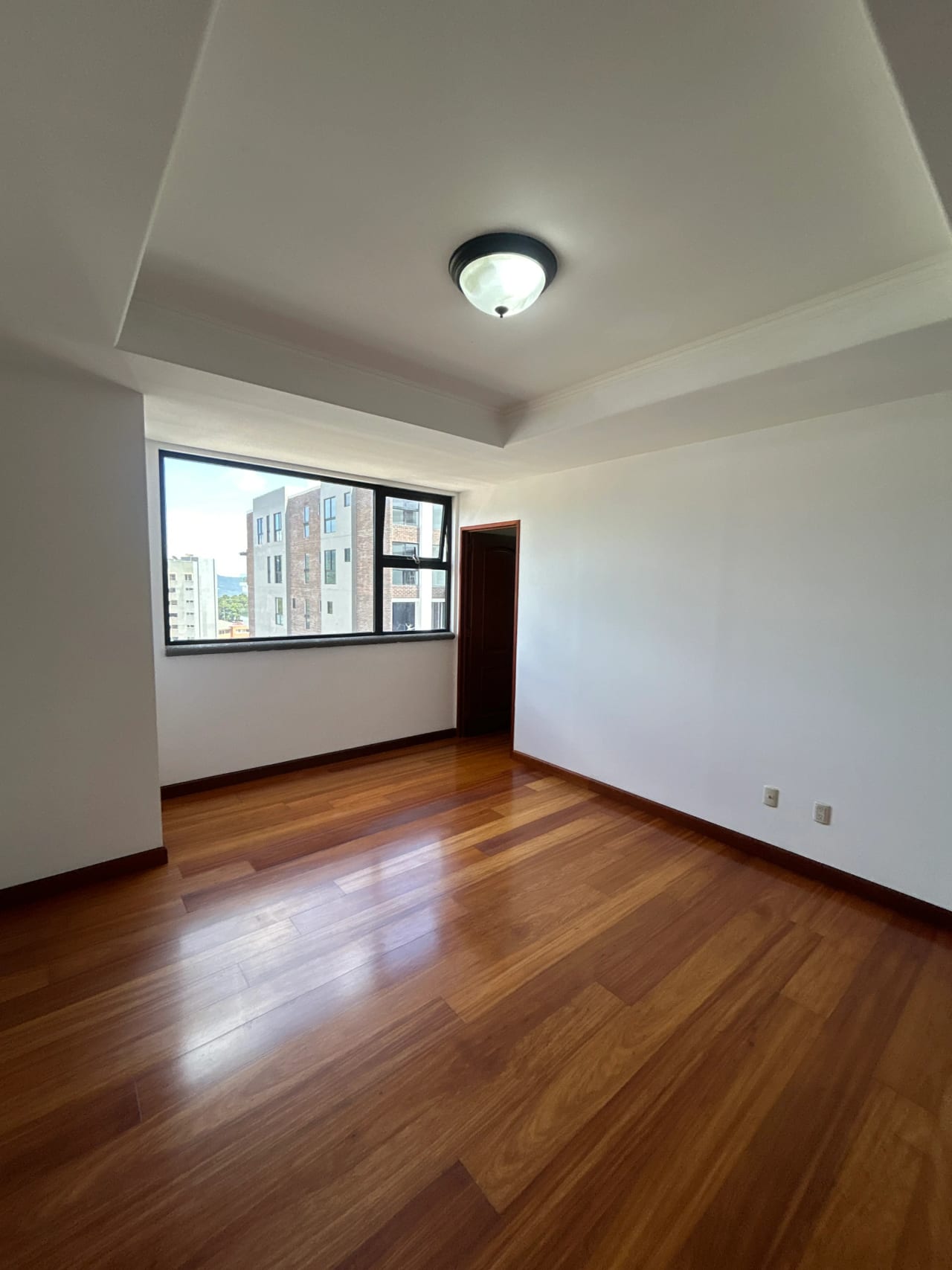 Se renta apartamento en zona 14 — Apartamento en Alquiler en Zona 14, Guatemala, Ciudad — foto 9 de 15