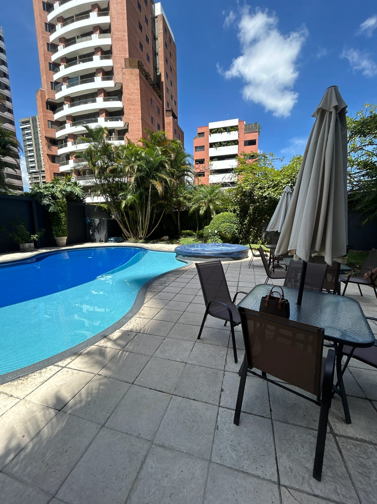 Se renta apartamento en zona 14 — Apartamento en Alquiler en Zona 14, Guatemala, Ciudad — foto 14 de 15