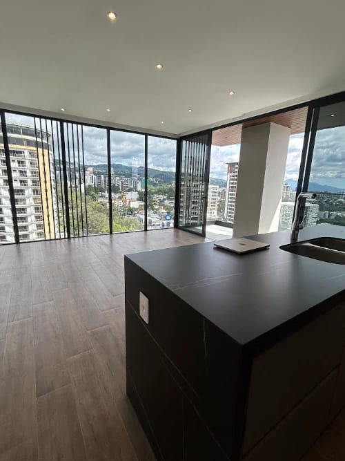 Se renta nuevo en renta zona 15 — Apartamento en Alquiler en Zona 15, Guatemala, Ciudad — foto 1 de 16