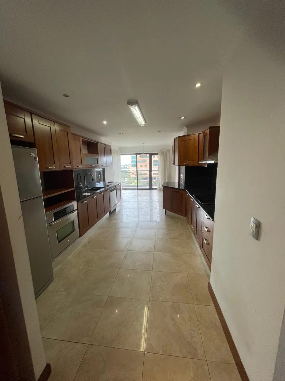 Apartamento en Renta en Tadeus, Zona 14 — Apartamento en Alquiler en Tadeus, Zona 14, Guatemala, Ciudad — foto 2 de 17
