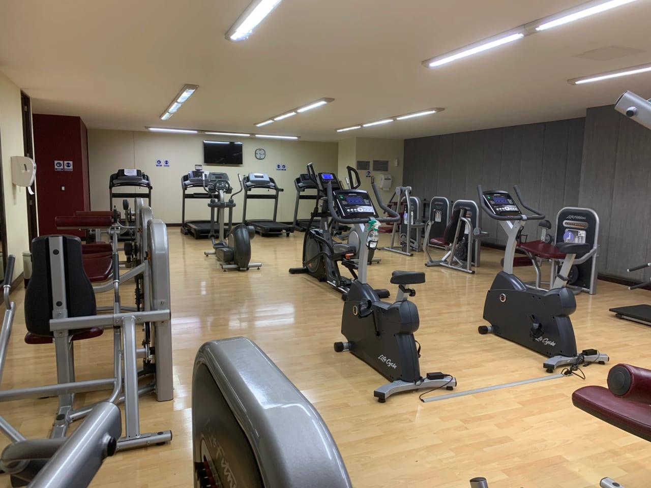 Apartamento en Renta en Tadeus, Zona 14 — Apartamento en Alquiler en Tadeus, Zona 14, Guatemala, Ciudad — foto 16 de 17
