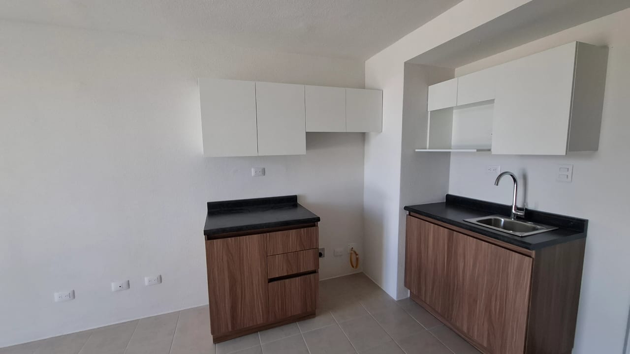 Apartamento en renta en zona 6, nivel alto — Apartamento en Alquiler en Zona 6, Guatemala, Ciudad — foto 2 de 13