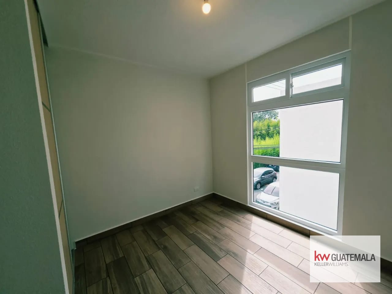Venta de Apartamento en Lares Zona 16 — Apartamento en Venta en Zona 16, Guatemala, Ciudad — foto 4 de 13