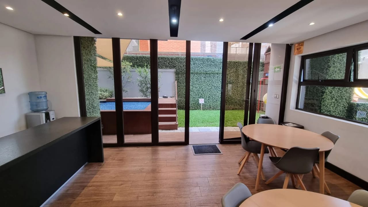 Apartamento en Venta En Zona 10 — Apartamento en Venta en Zona 10, Guatemala, Ciudad — foto 2 de 12