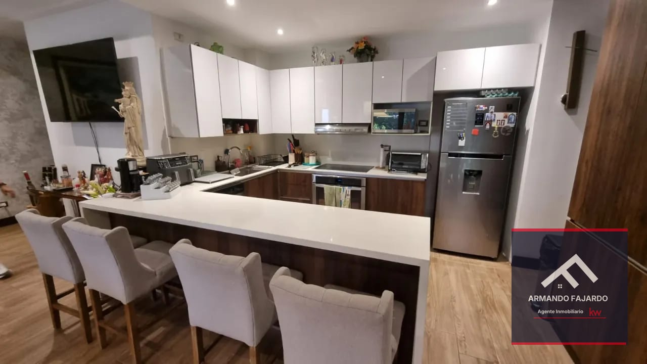 Amplio y Elegante Apartamento en Venta Ubicado en Zona 10 — Apartamento en Venta en Vivalt, Zona 10, Guatemala, Ciudad — foto 6 de 16