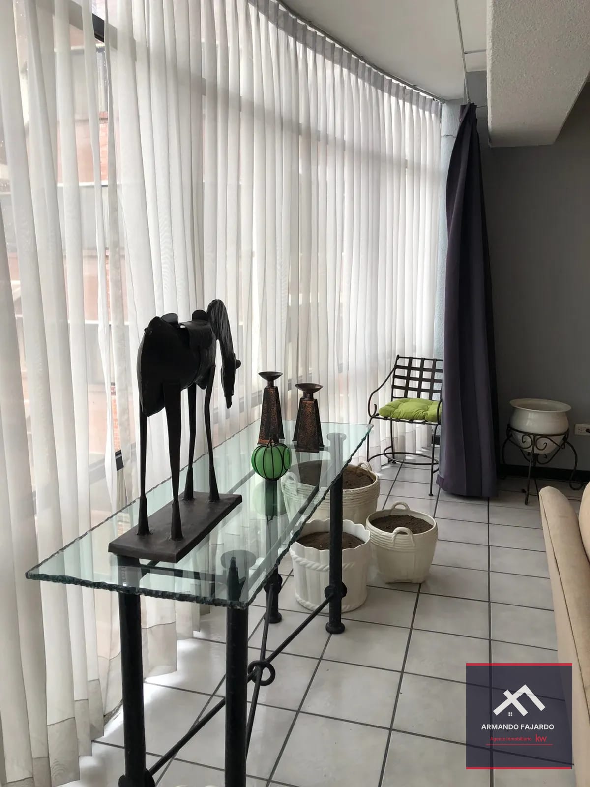 Amplio Apartamento Amueblado en Zona 13 — Apartamento en Alquiler en Zona 13, Guatemala, Ciudad — foto 6 de 17