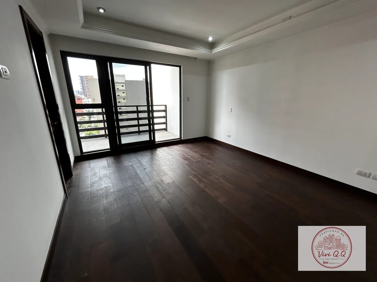 Dormitorio principal — Apartamento Inteligente de Lujo en Renta Zona 14 — Apartamento en Alquiler en Ikonia, Zona 14, Guatemala, Ciudad — foto 5 de 17