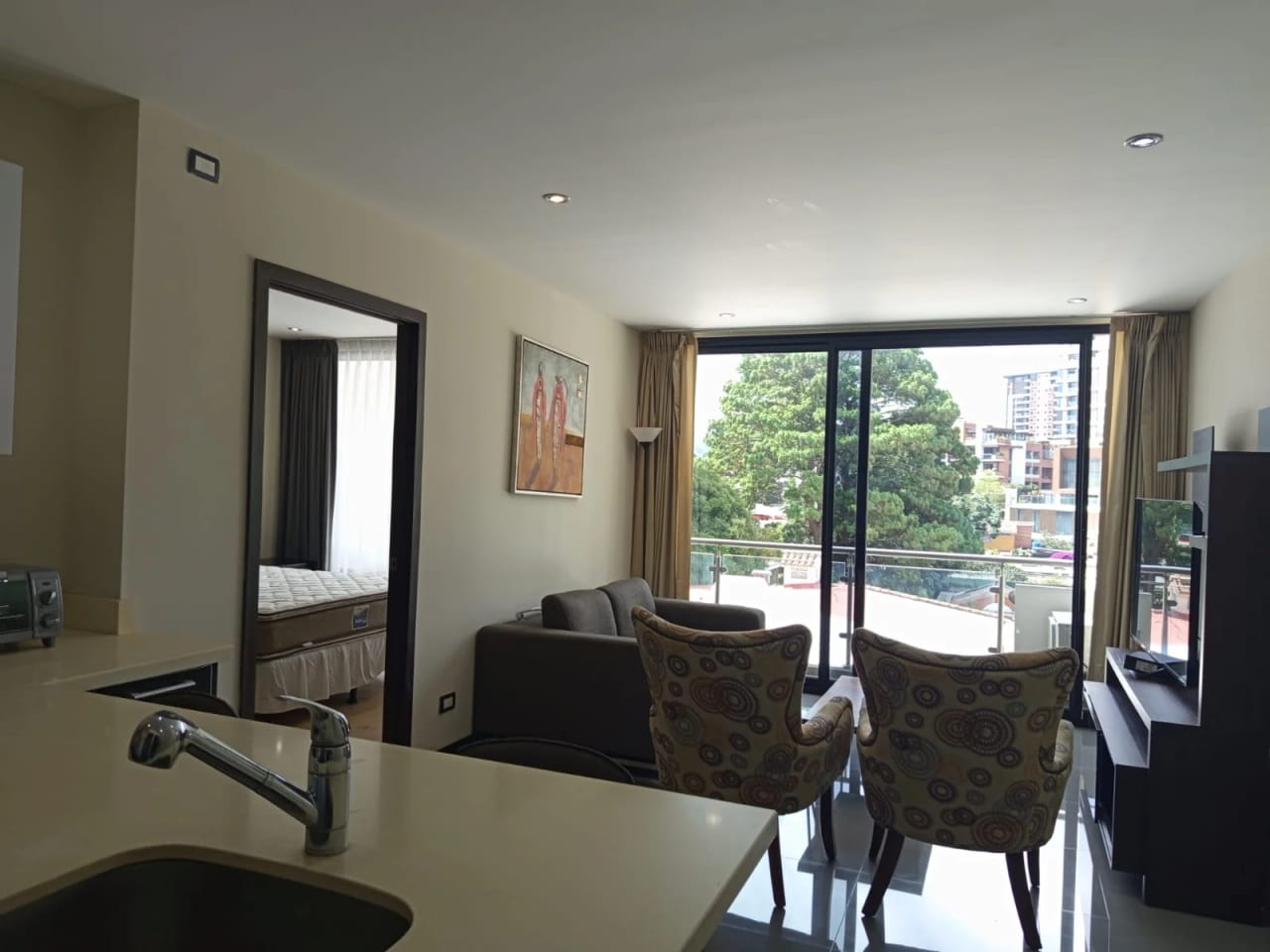 Apartamentos Amueblados, Equipados en Renta 1 Habitación Zona 15 — Apartamento en Alquiler en Zona 15, Guatemala, Ciudad — foto 3 de 17