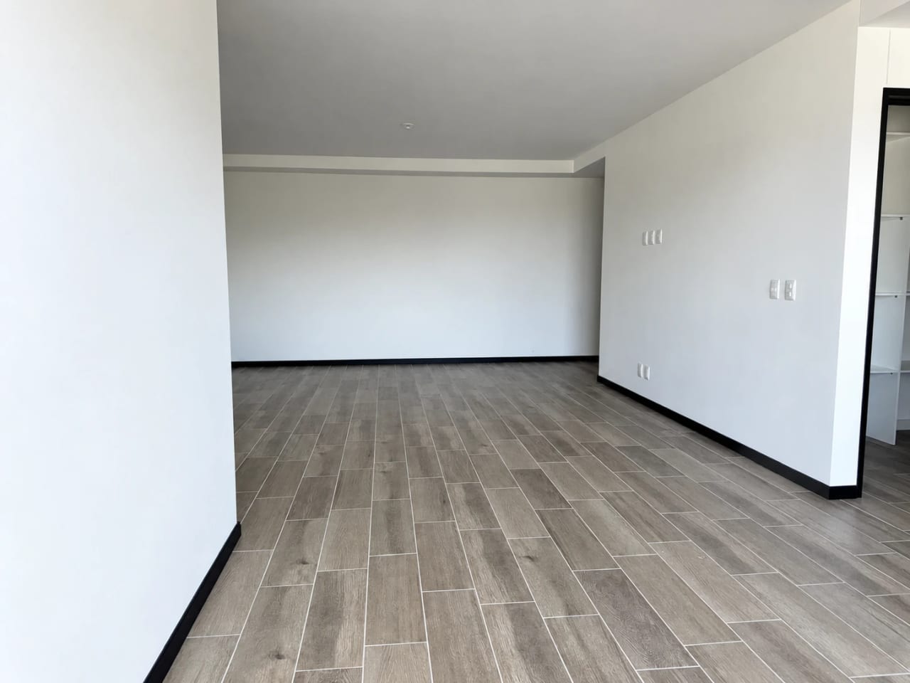 Apartamento en Renta en Zona 14 — Apartamento en Alquiler en Segheria, Zona 14, Guatemala, Ciudad — foto 5 de 9