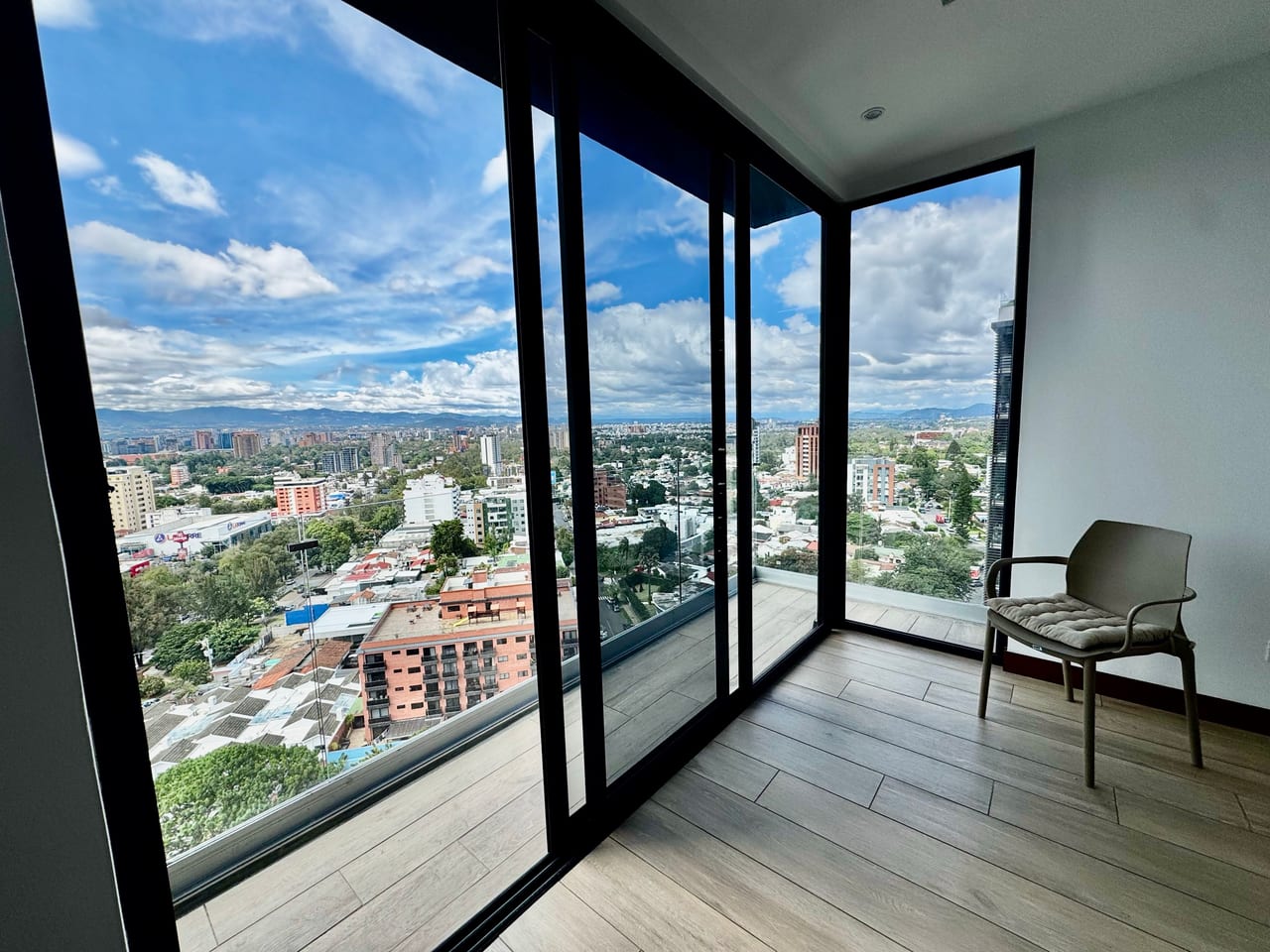 Apartamento en Renta | Hessen, Zona 15 — Apartamento en Venta en Hessen Apartamentos, Zona 15, Guatemala, Ciudad — foto 9 de 17